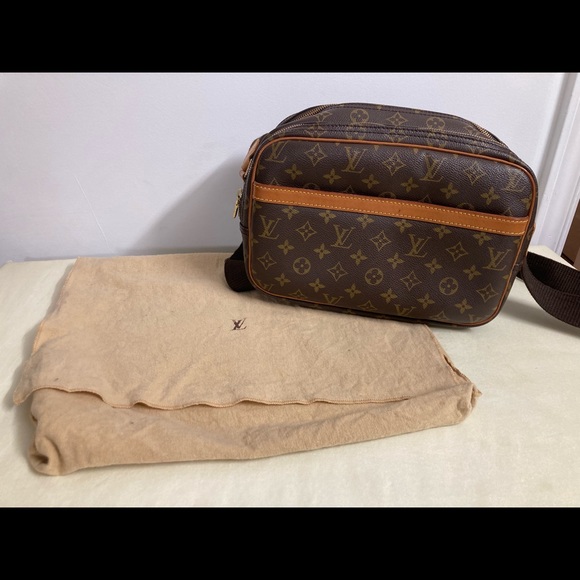 1️⃣2️⃣0️⃣0️⃣Louis Vuitton Reporter PM - Picture 1 of 8